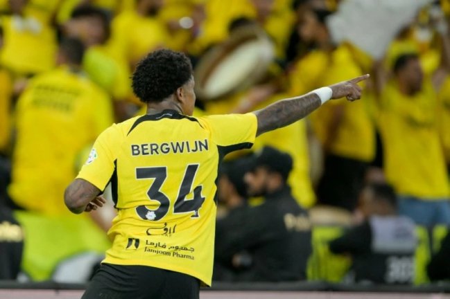 بعد قرار الاستغناء.. «بيرجوين» يوضّح موقفه من مدرب الاتحاد «كونسيساو»    