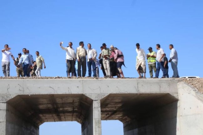 دائرة الإعلام بالمكتب السياسي تنظم زيارة لإعلاميين وناشطين إلى مشروع طريق النصر الزراعي | وكالة 2 ديسمبر الإخبارية