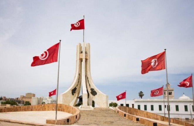 تونس.. المنشآت العمومية بين إعادة الهيكلة و”الحلول الترقيعية”  