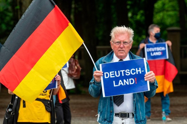 هل أصبحت المعارضة الرئيسية في ألمانيا حزبًا مناهضًا للإغلاق؟